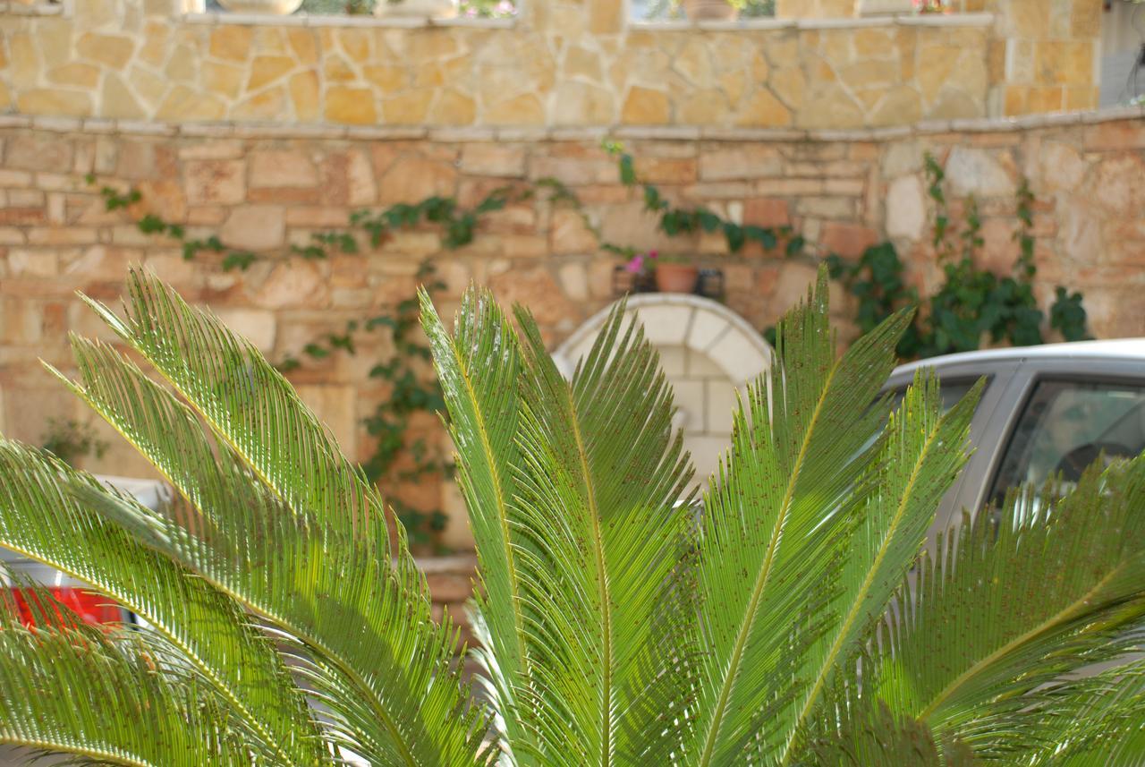 Olive Tree Hotel Sarandë Exterior foto